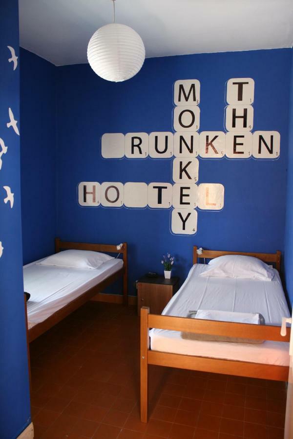 Hostel The Mellow Monkey *